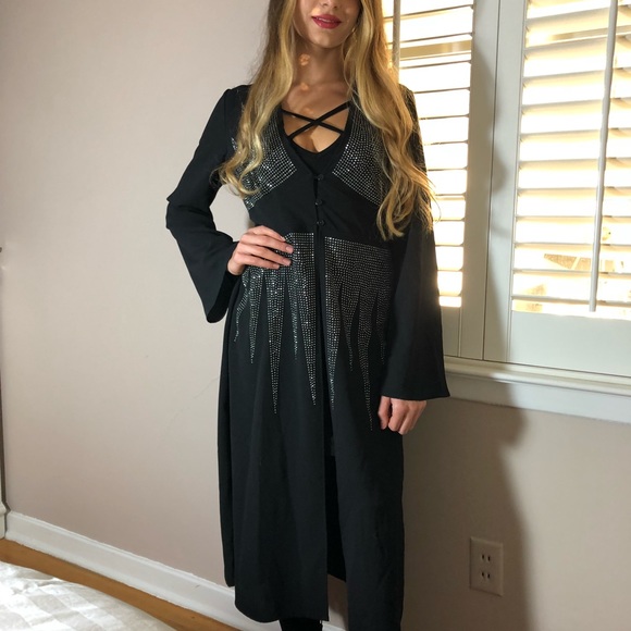 Solddd Outtt - Picture 4 of 7